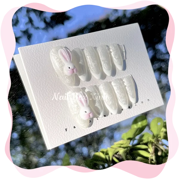 Nail box dễ thương trendy thỏ trắng