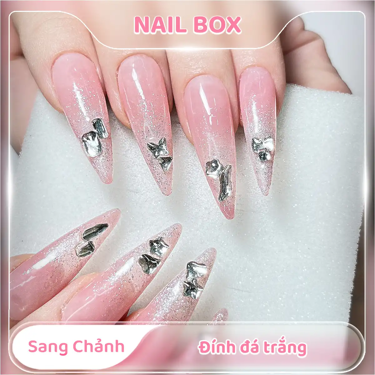 Nail box sang chảnh đính đá trắng