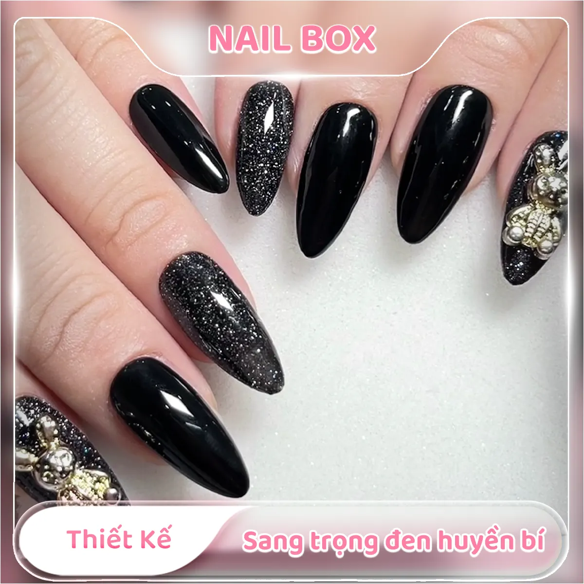 Nail box thiết kế sang trọng đen huyền bí